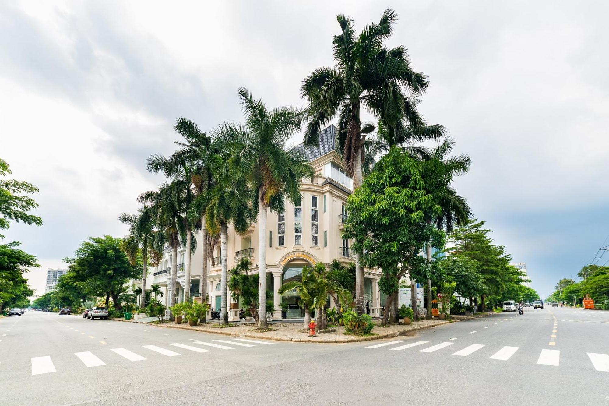 Hotel Sunshine Garden Ho-Chi-Minh-Stadt Exterior foto
